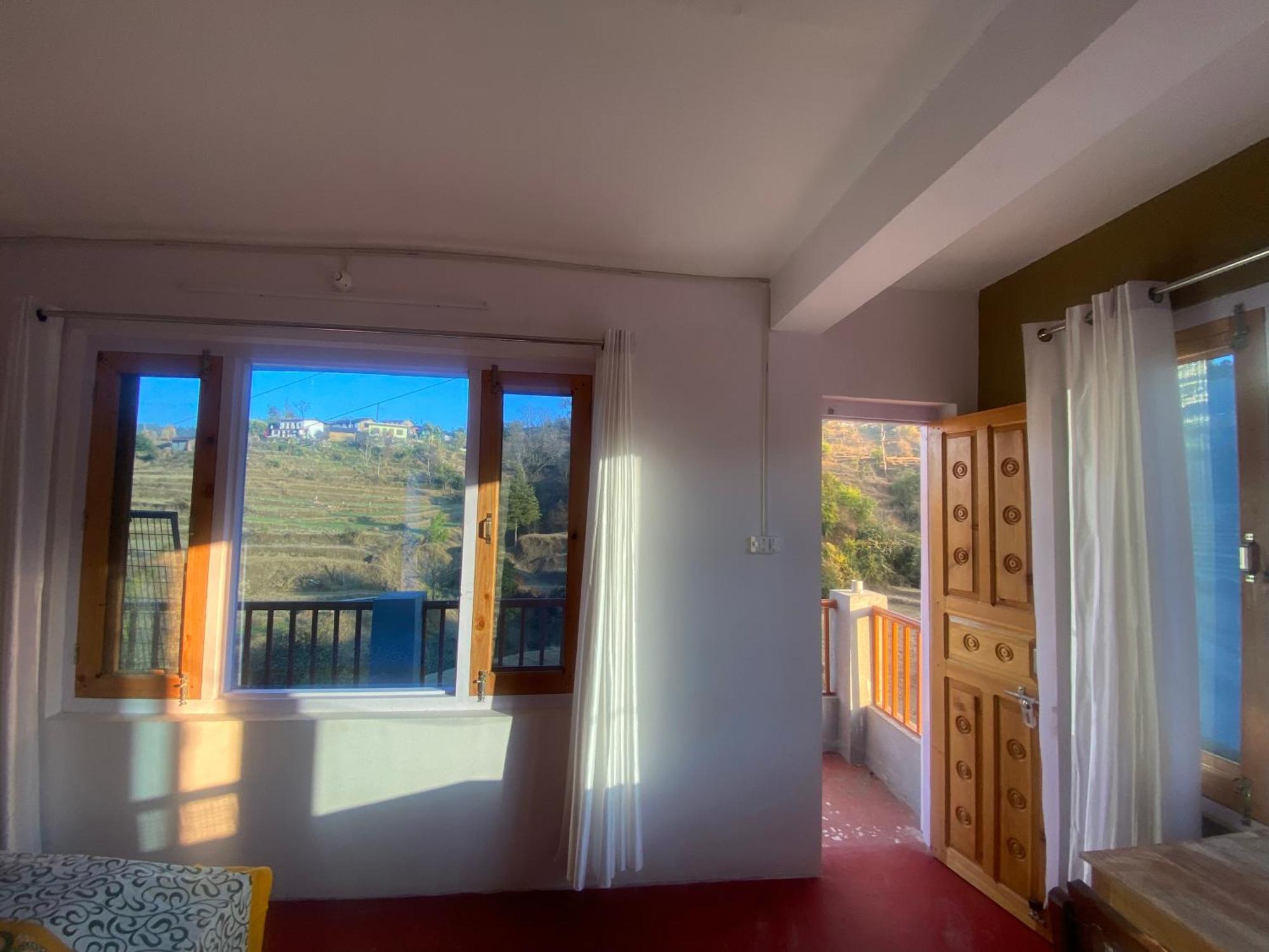 Brook Cottage Champawat エクステリア 写真